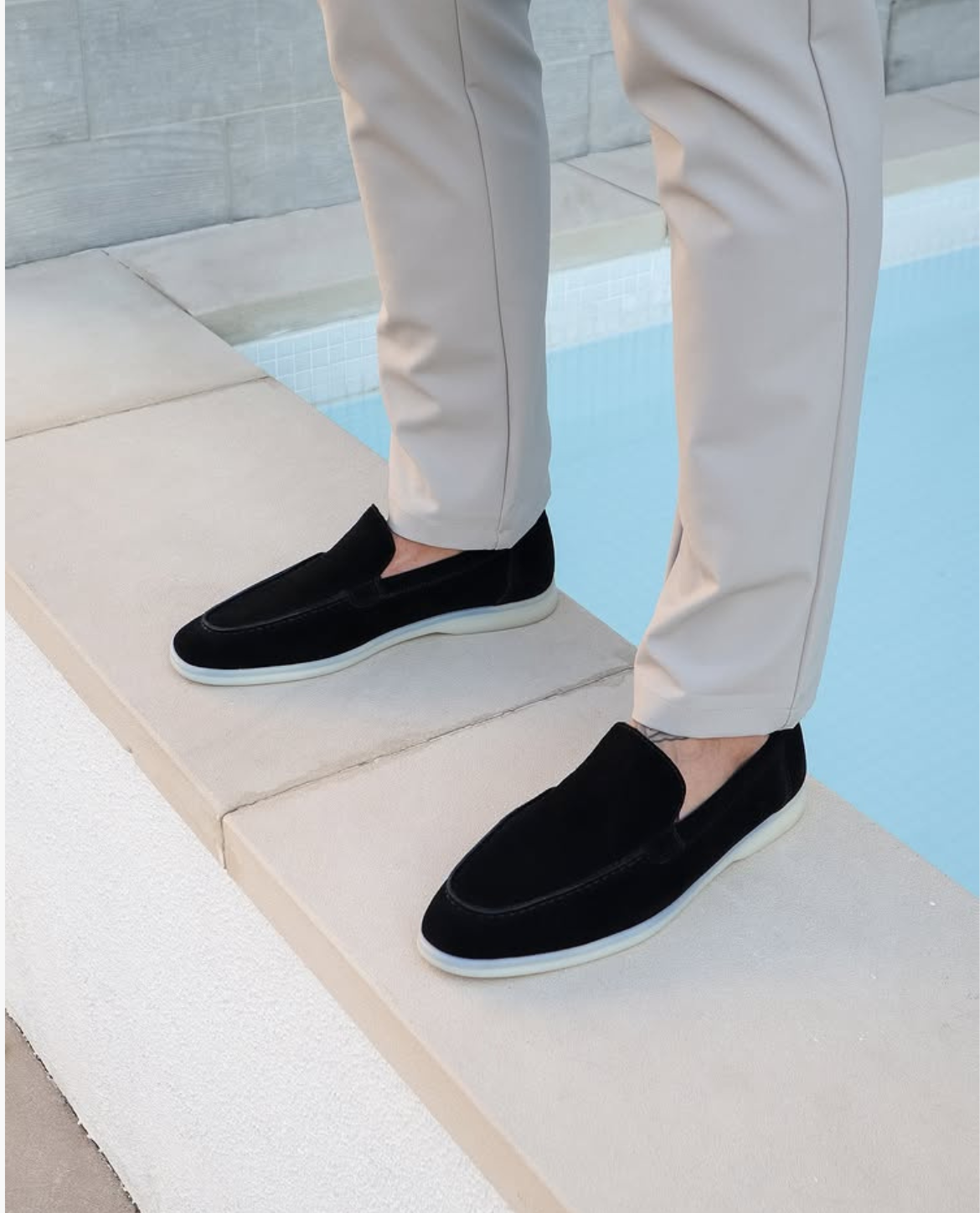 Arveilo Suede Loafers