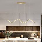 Suspension en aluminium noir ou or au design minimaliste et moderne, à LED