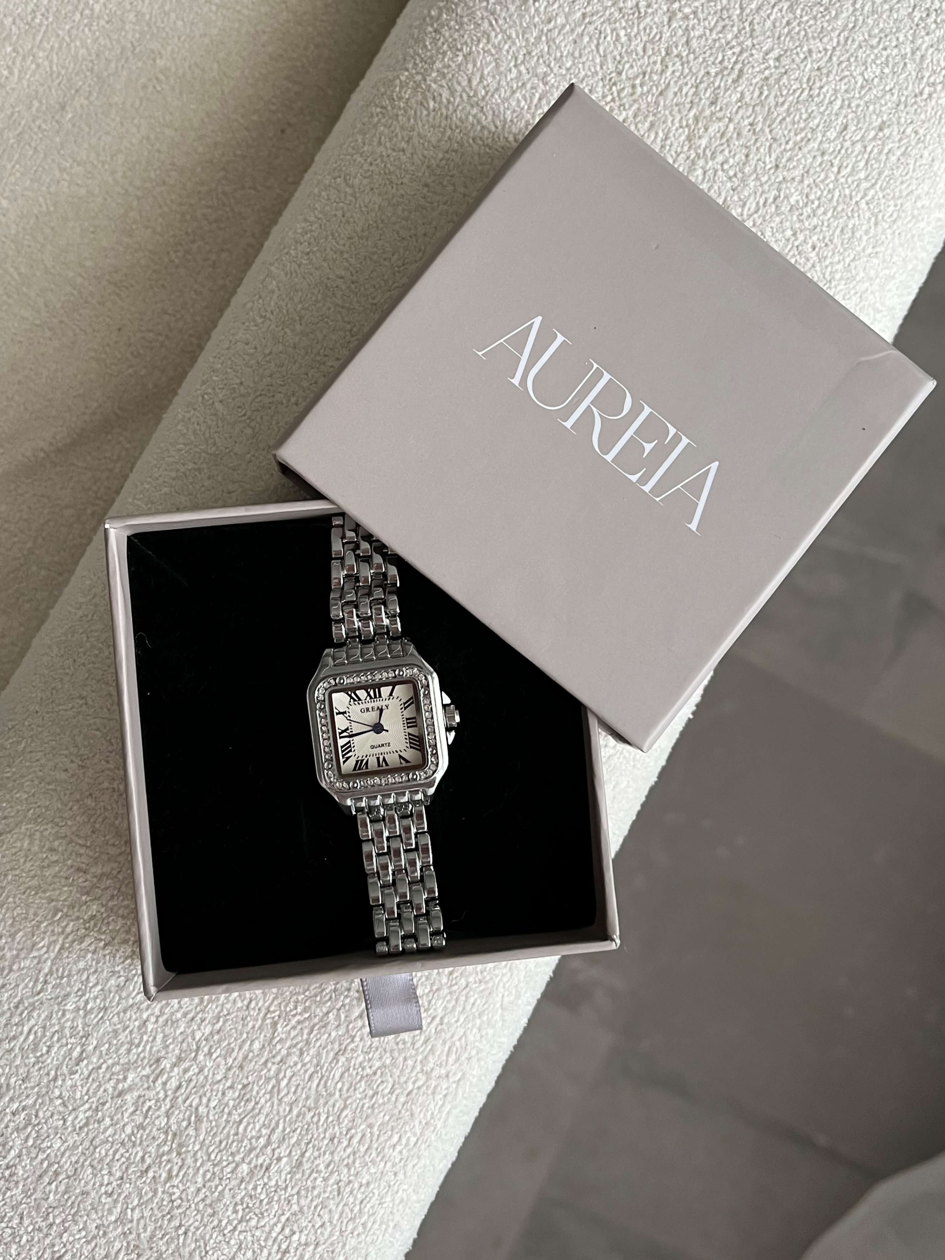 Élodie | vintage horloge
