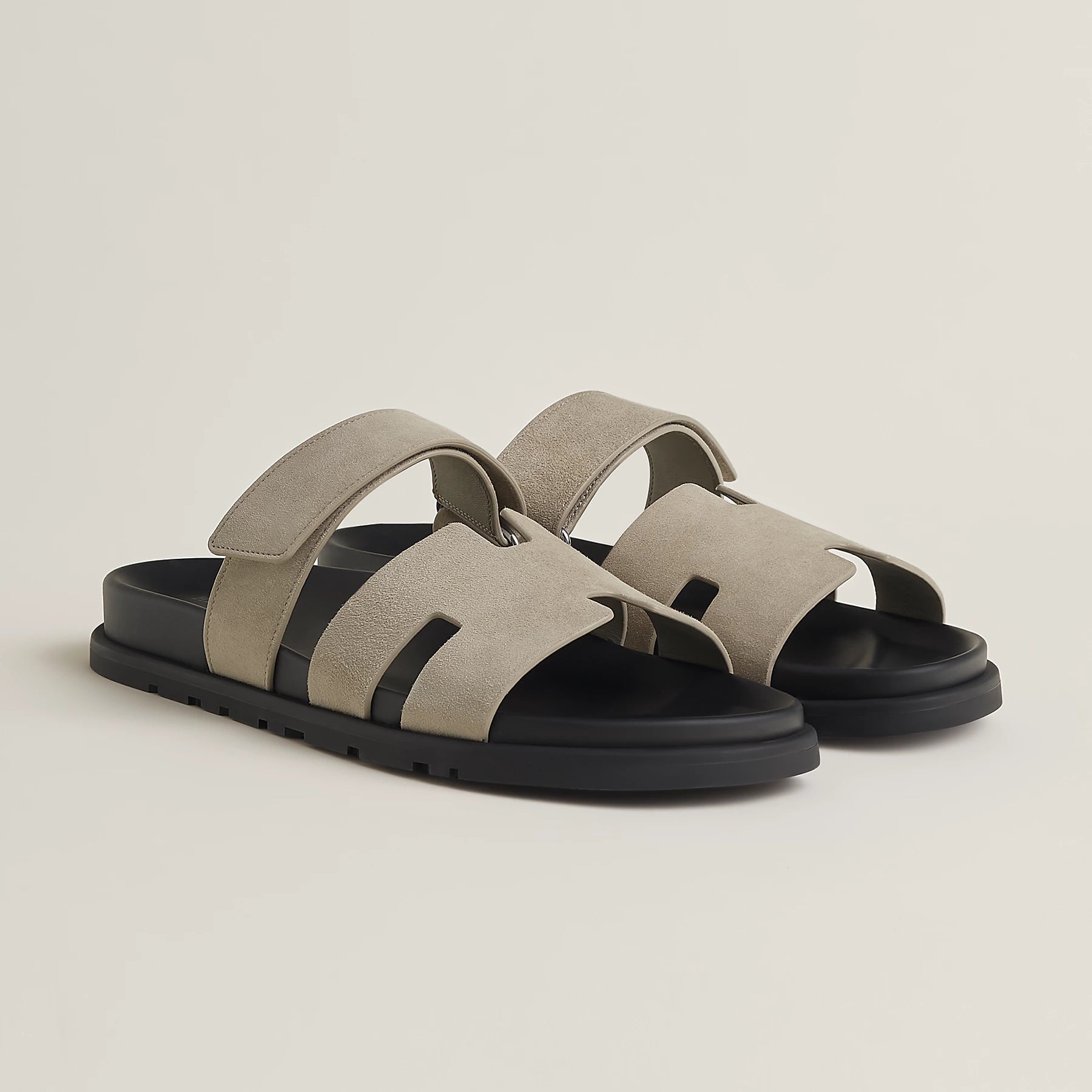 Sanne – Vegan leren slippers met verstelbare band