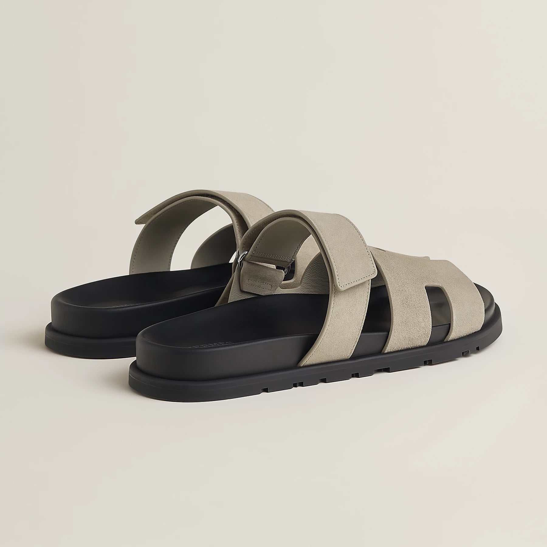 Sanne – Vegan leren slippers met verstelbare band