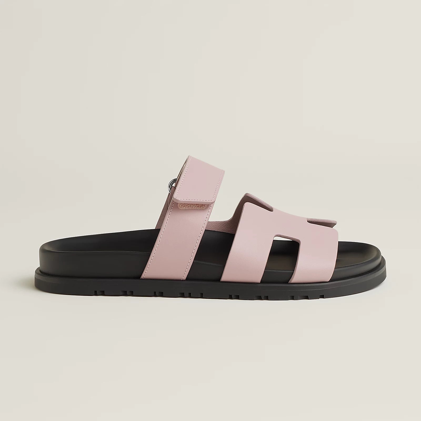 Sanne – Vegan leren slippers met verstelbare band