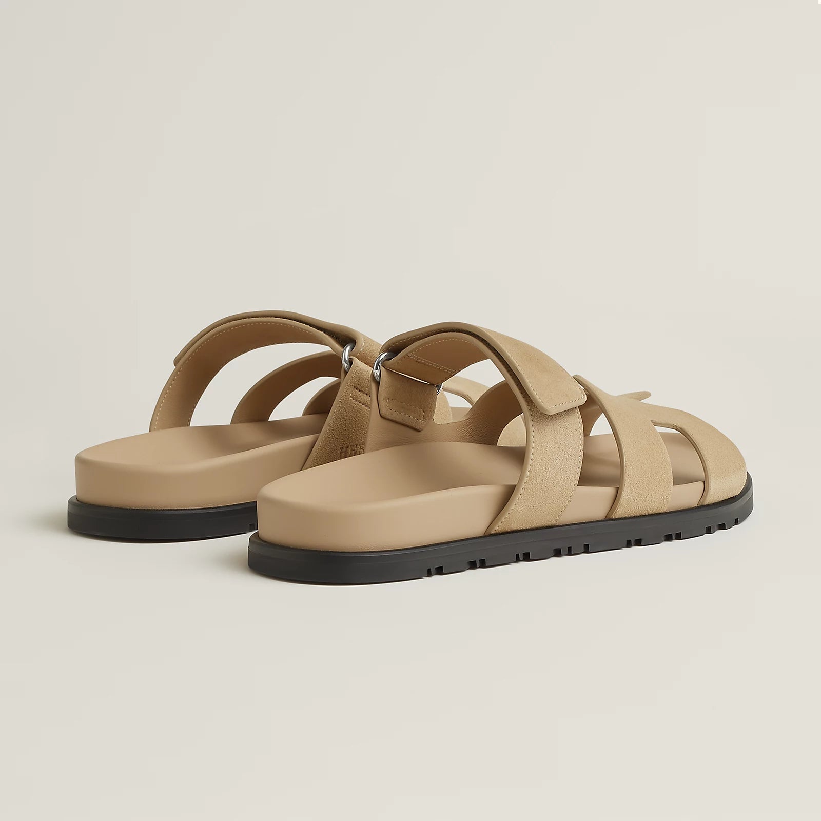 Sanne – Vegan leren slippers met verstelbare band