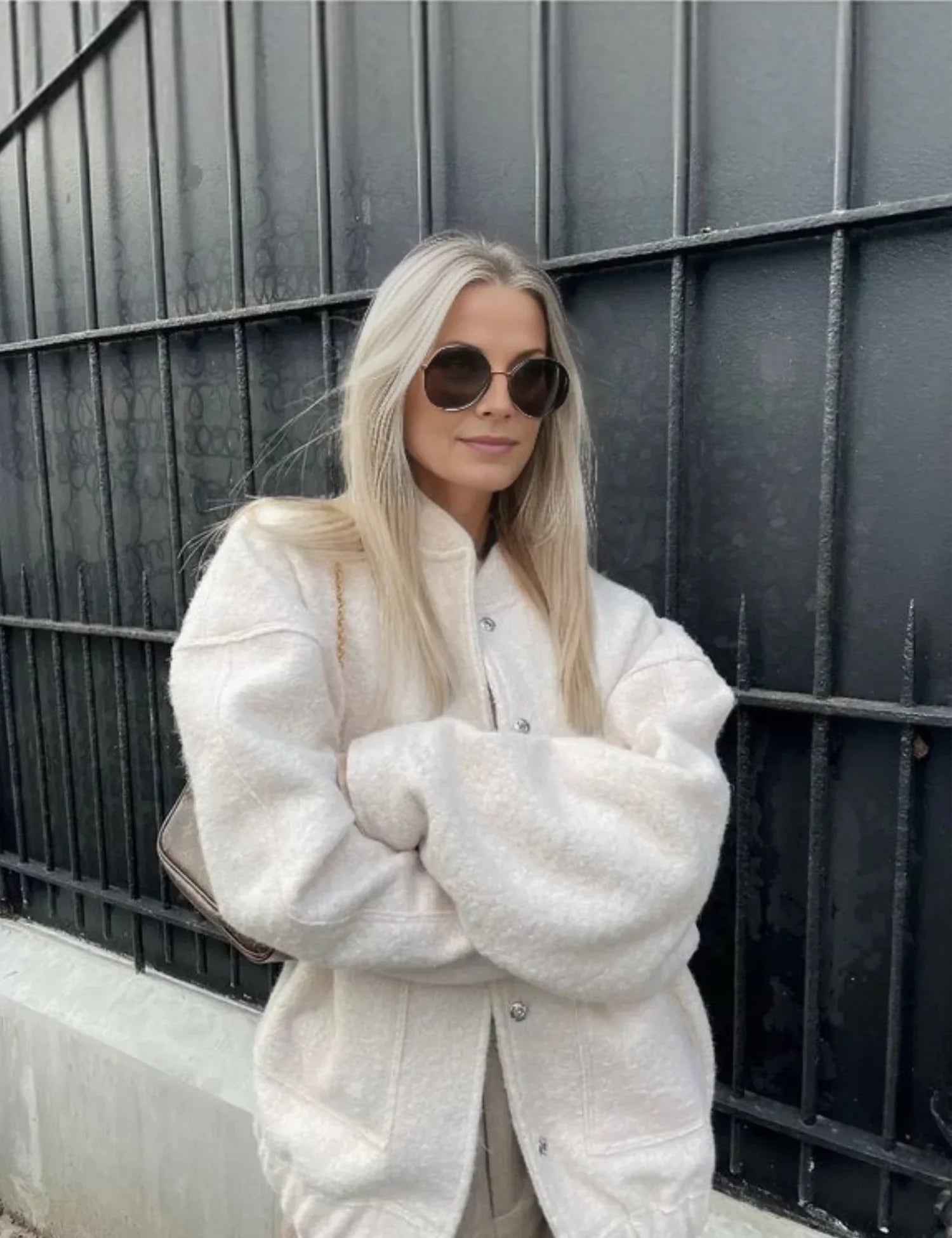 Velora – Oversized Bomber Jacket
