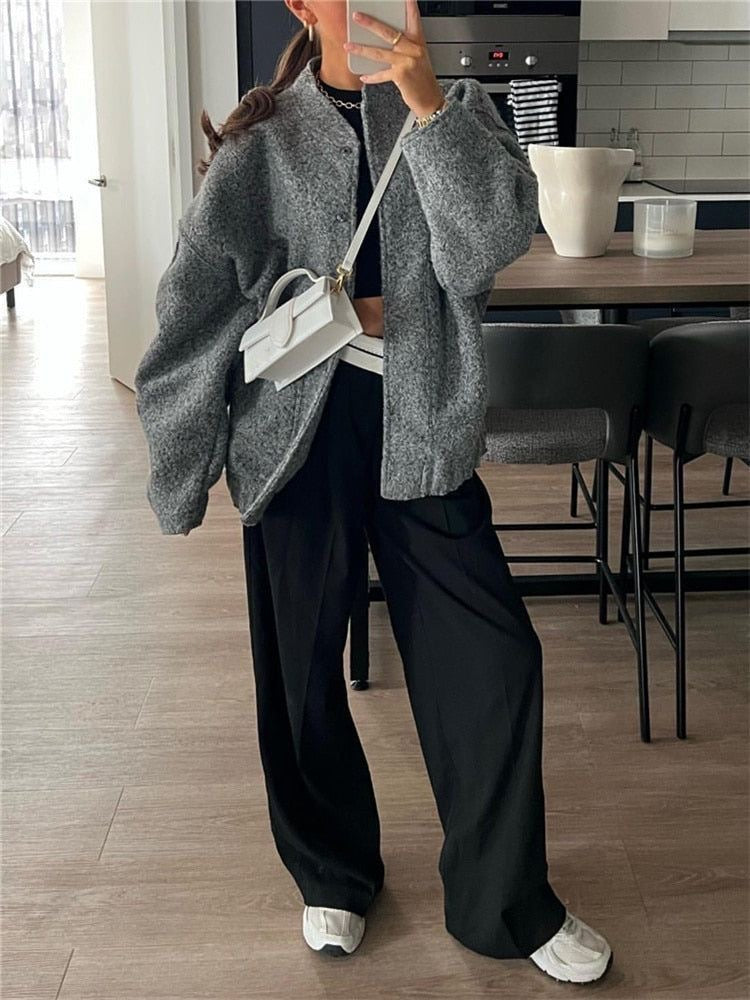 Velora – Oversized Bomber Jacket