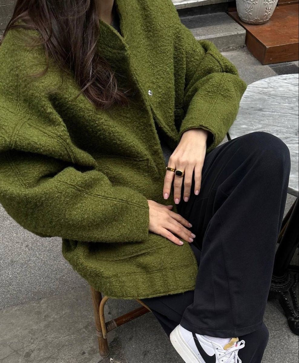 Velora – Oversized Bomber Jacket