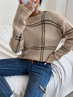 Adriana – Plaid Knitted Sweater