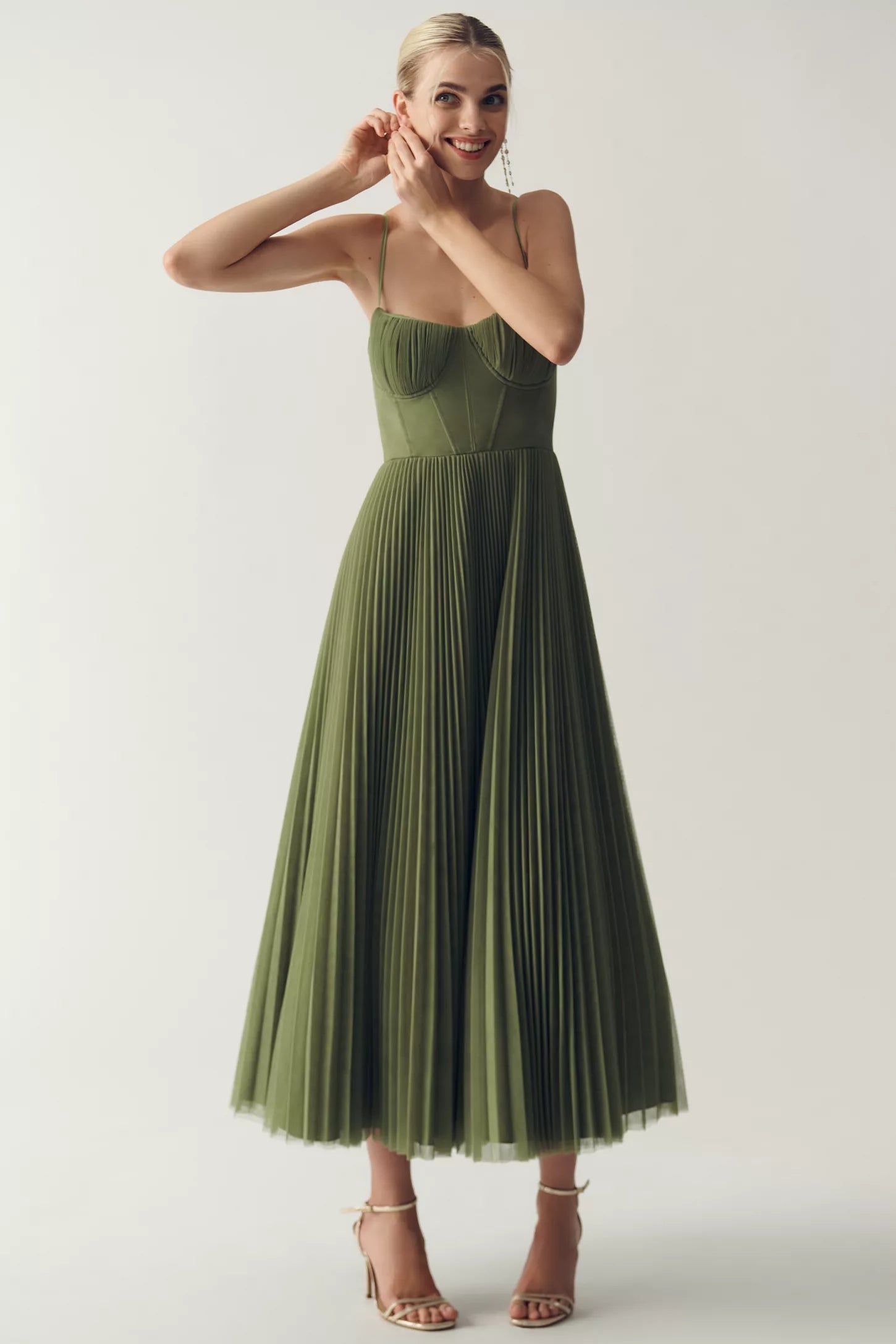 Aveline – Elegante Openback Jurk met Hartvormige Halslijn