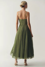 Aveline – Elegante Openback Jurk met Hartvormige Halslijn