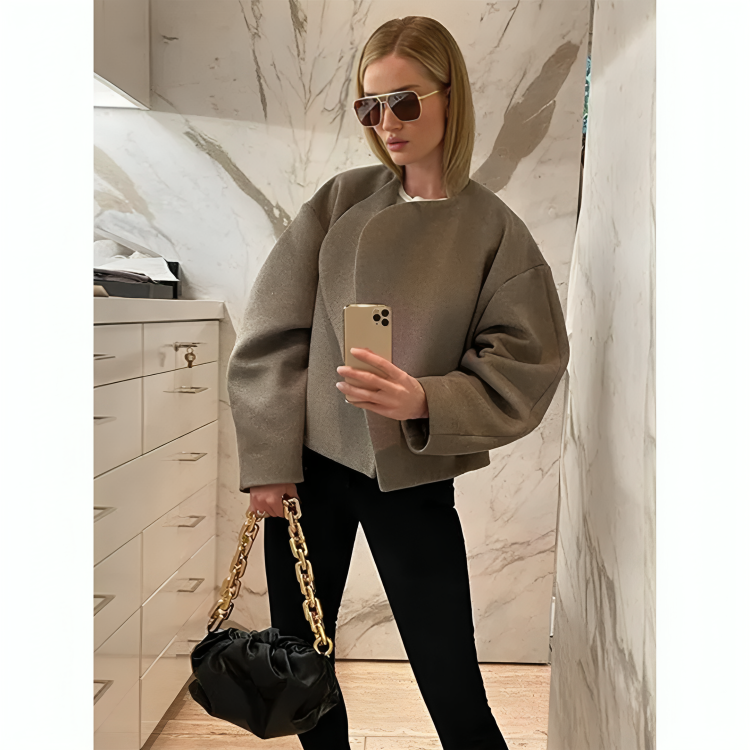 Imara | Cropped Oversized Pofjas