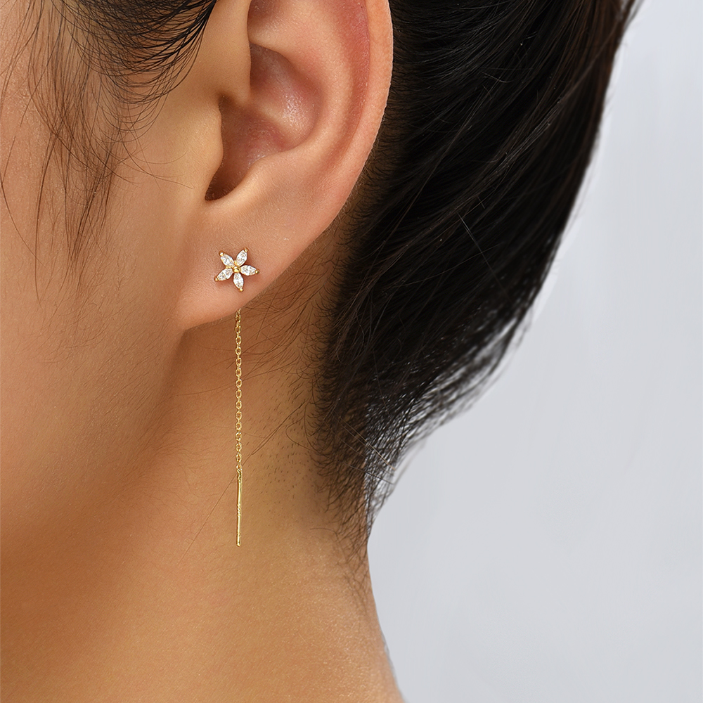 Opal | Sierlijke Zilveren Pull-Trough Oorbellen